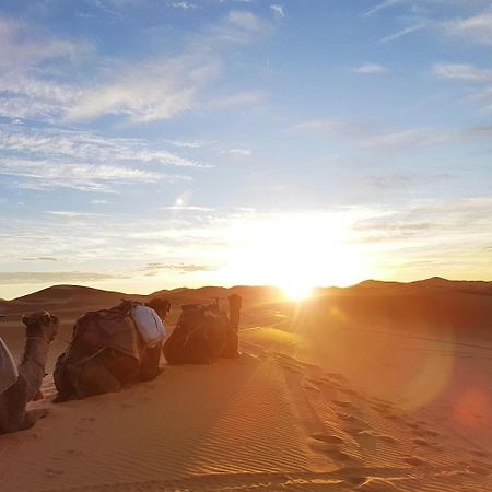 Les Roches Desert Camp Merzouga Dış mekan fotoğraf